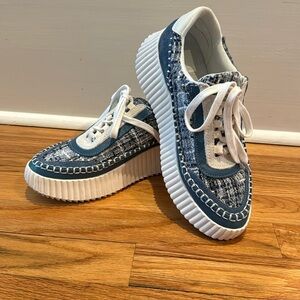 Excellent condition Navy Woven Dolce Vita Dolen sneakers size 7.5